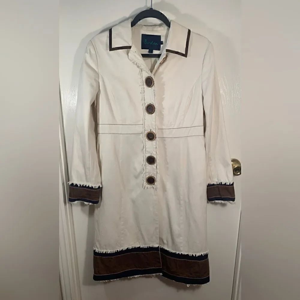 Boden EUC cream/brown cotton long coat with large brown buttons Size 10